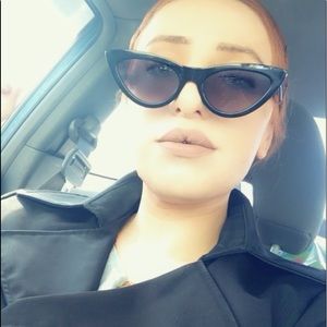 Meet your Posher, Marina